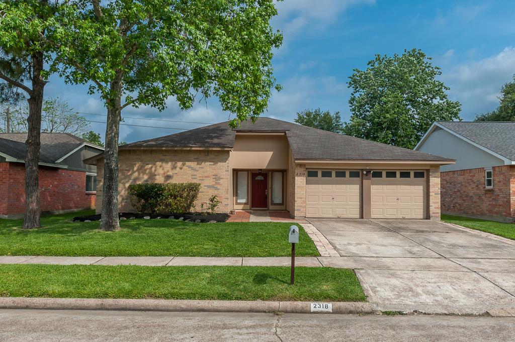 2318 Colonial Ridge Drive Friendswood TX 77546