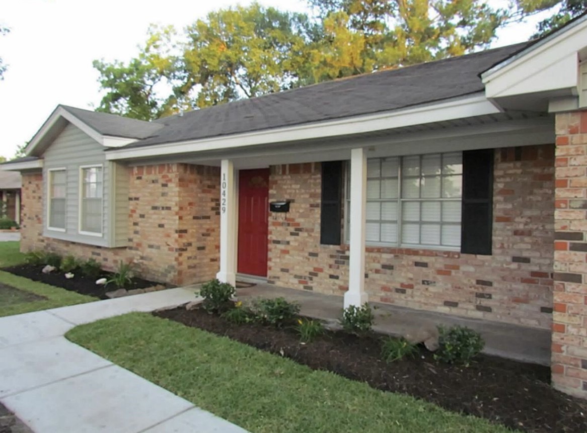 10429 Moorberry Lane Houston TX 77043