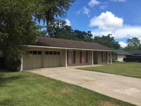 117 Chestnut Street Lake Jackson TX 77566