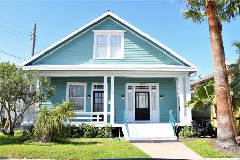 2209 29th Street Galveston TX 77550