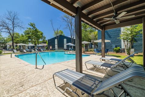 200 Hallow Tree Lane 2006-2 Houston TX 77090
