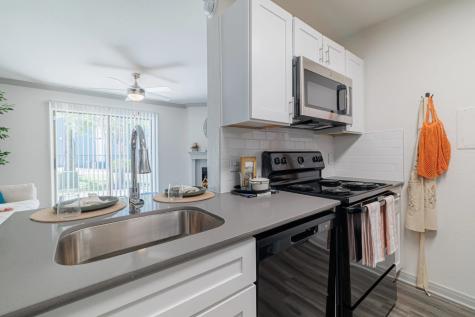 200 Hallow Tree Lane 2006-2 Houston TX 77090