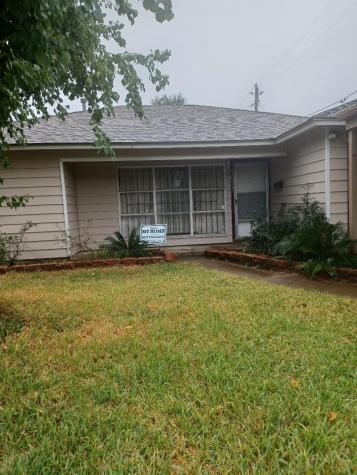 9025 Topaz Street Houston TX 77063