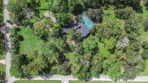 3703 Aspenwood Drive Richmond TX 77406