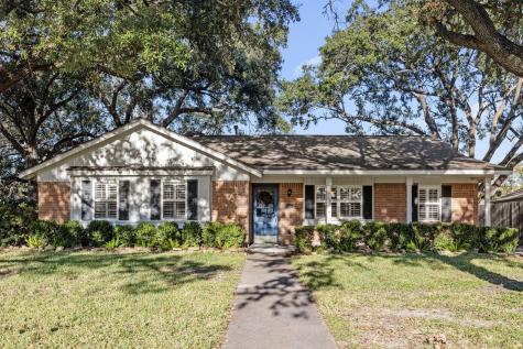 1631 Scenic Ridge Drive Houston TX 77043
