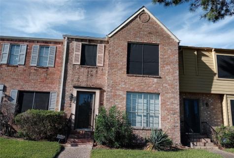 5762 Maple Hill Drive Houston TX 77088