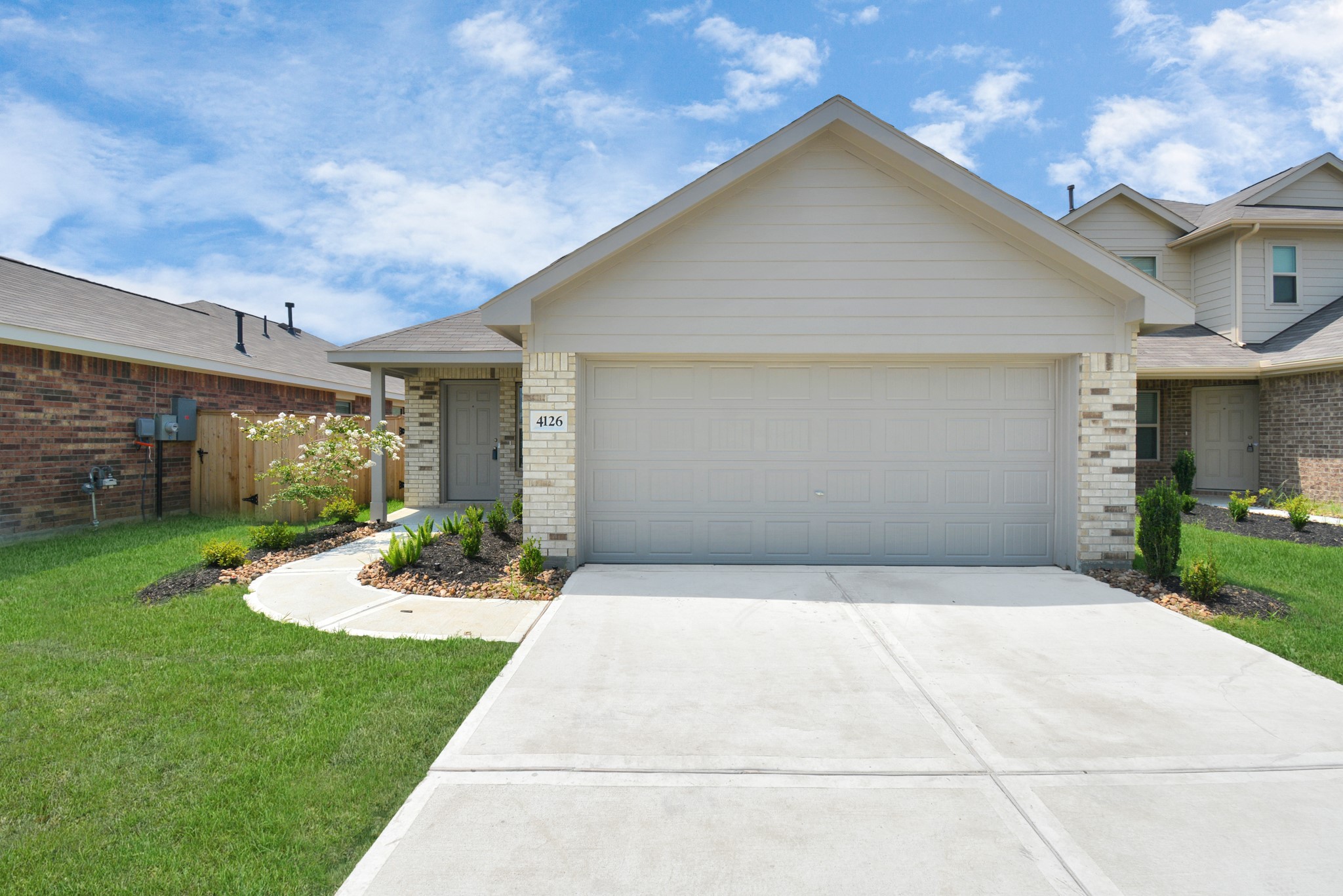 4126 Oakland View Street Baytown TX 77521