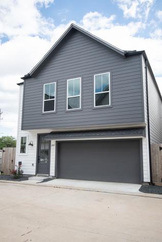 307 Cyclamen Street Houston TX 77018