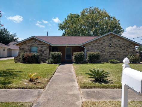 1902 Laura Lane La Porte TX 77571