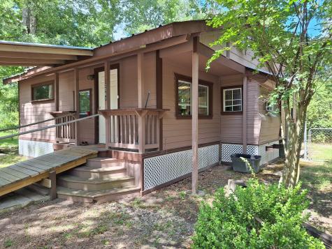 2561 Pioneer Lane Cleveland TX 77328