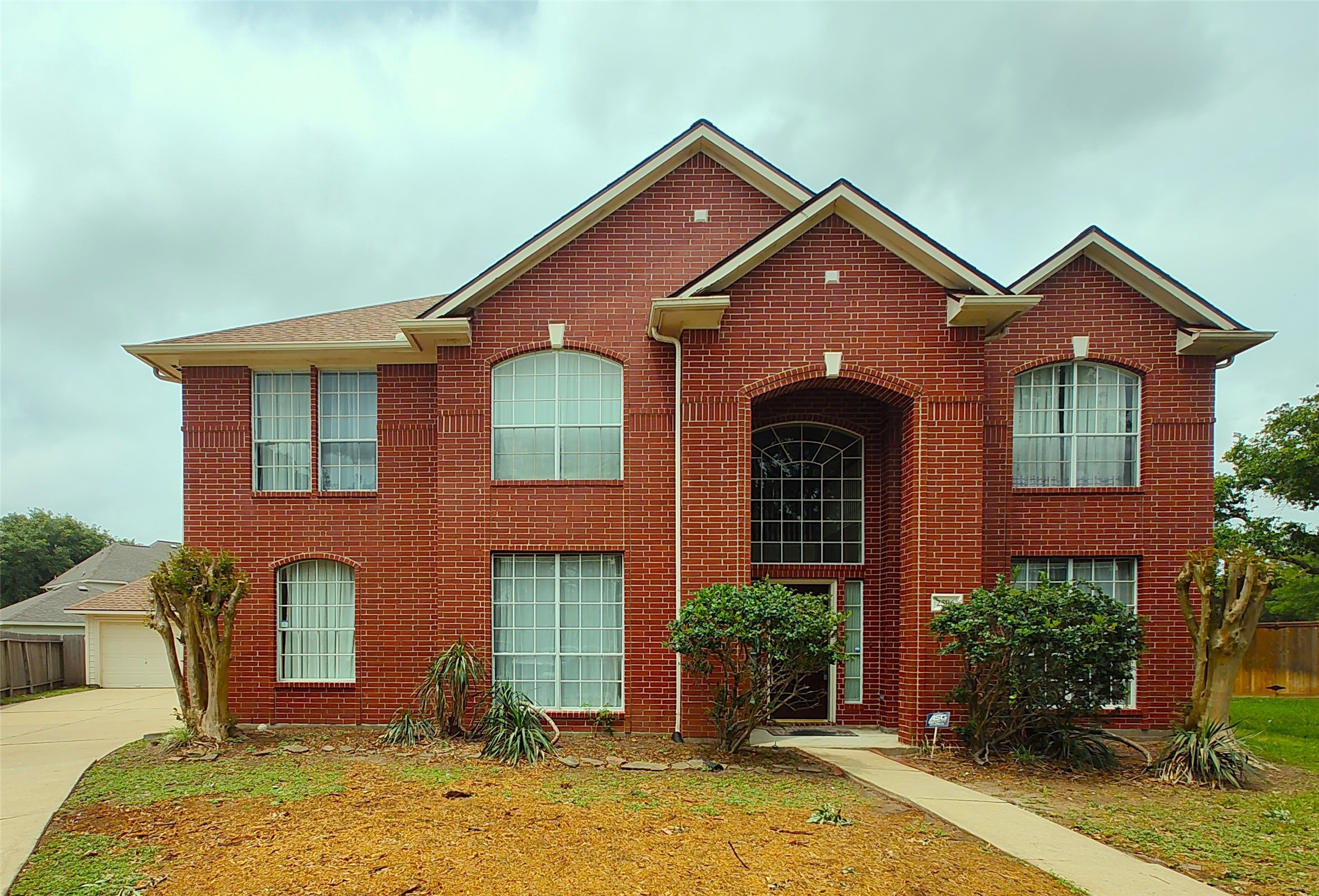 2506 Lake Point Court Pearland TX 77584