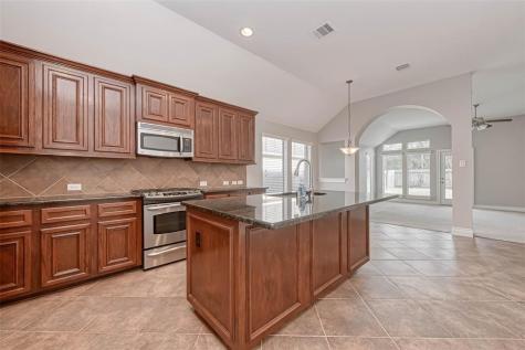 5523 Stoneridge Court Rosenberg TX 77471