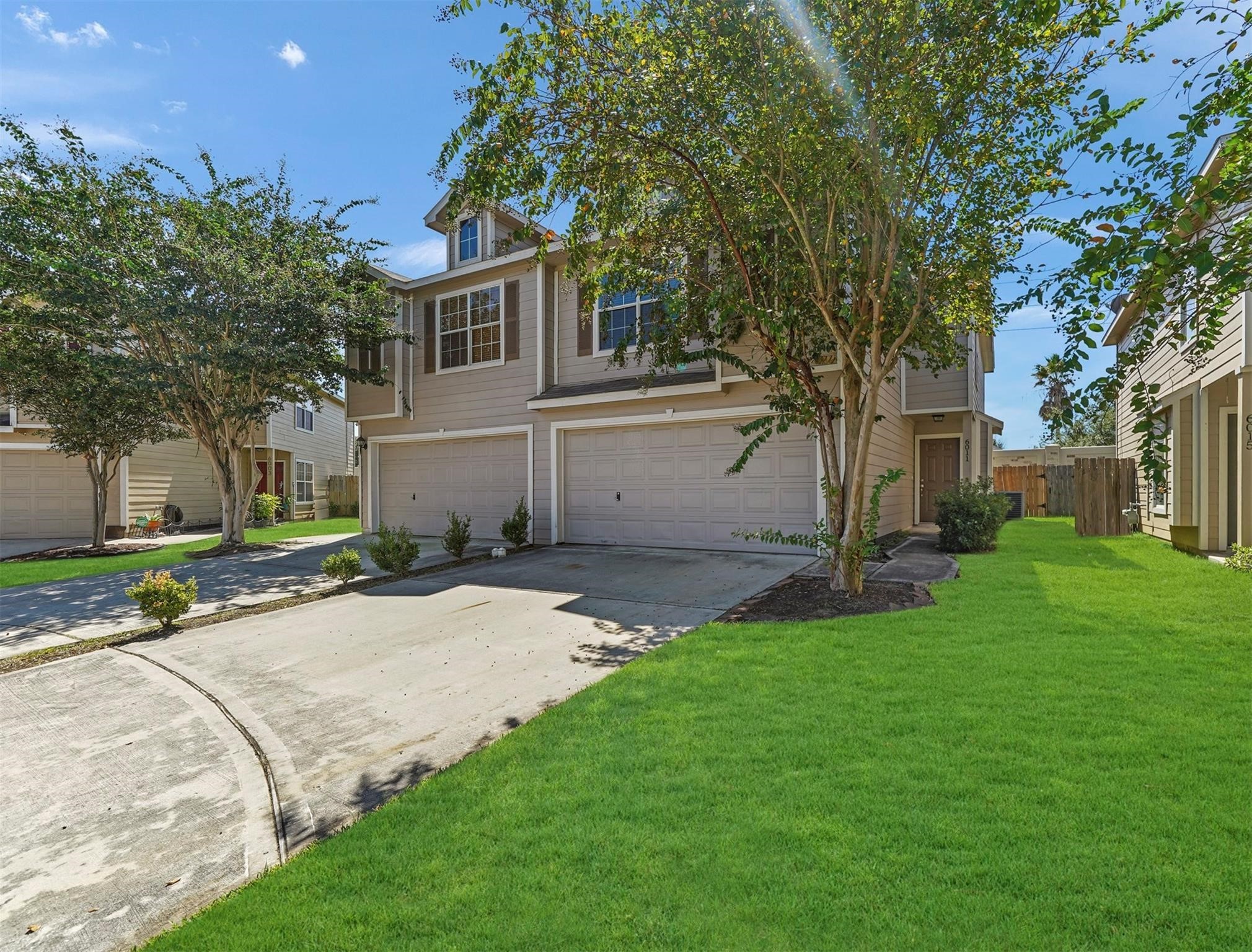 6011 Shelbourne Park Lane Houston TX 77084