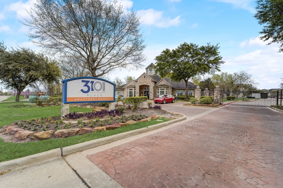 3101 Vista Drive B2 Rosenberg TX 77471