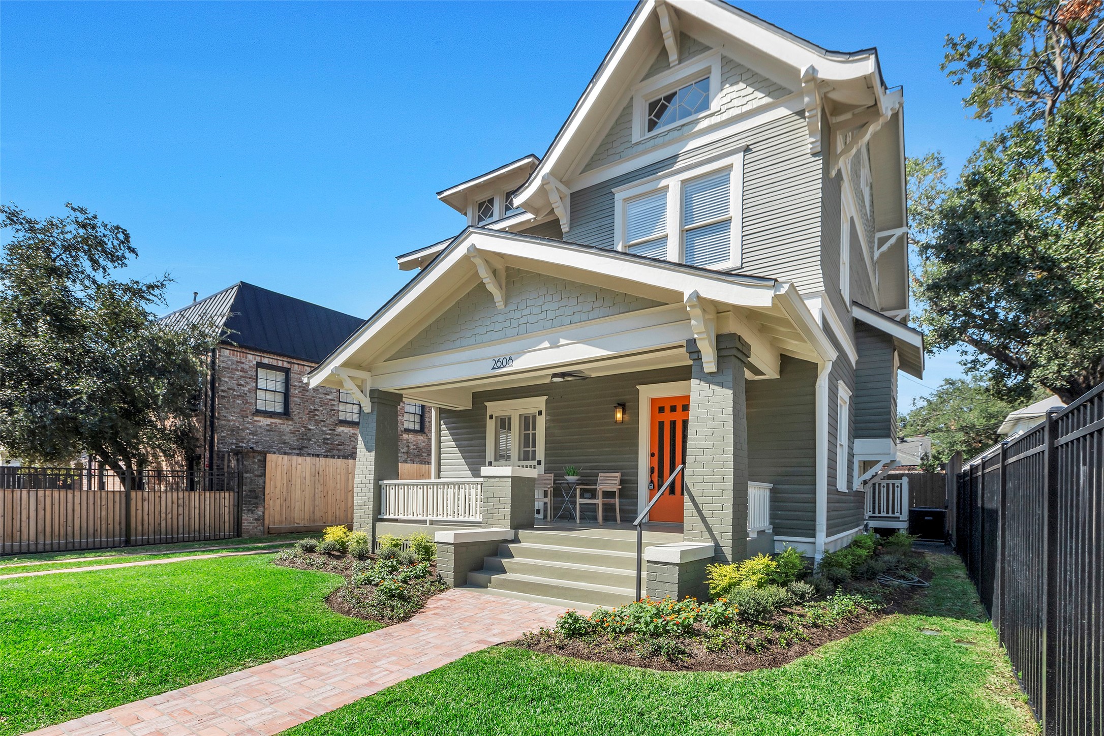 2608 Whitney Street Houston TX 77006