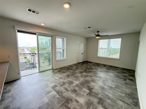 2520 Washington Avenue B3-820 Houston TX 77007