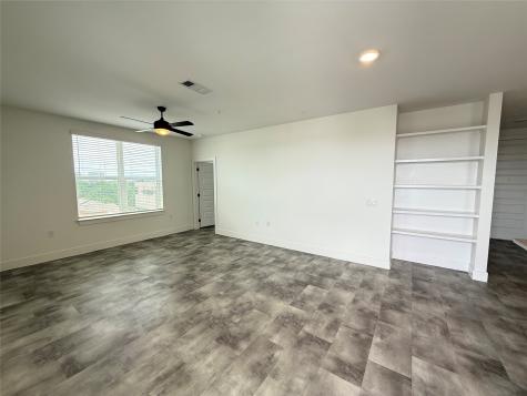 2520 Washington Avenue B3-820 Houston TX 77007