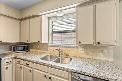 1213 Brookhollow Drive Deer Park TX 77536