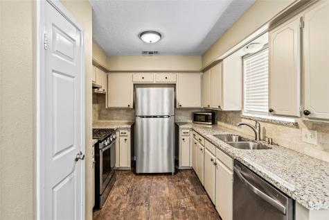 1213 Brookhollow Drive Deer Park TX 77536