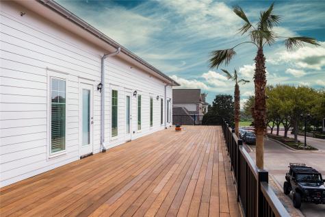 12 Evia Main Unit 2204 Street 2204 Galveston TX 77554