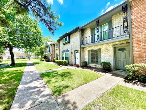 3948 Laura Leigh Drive Friendswood TX 77546