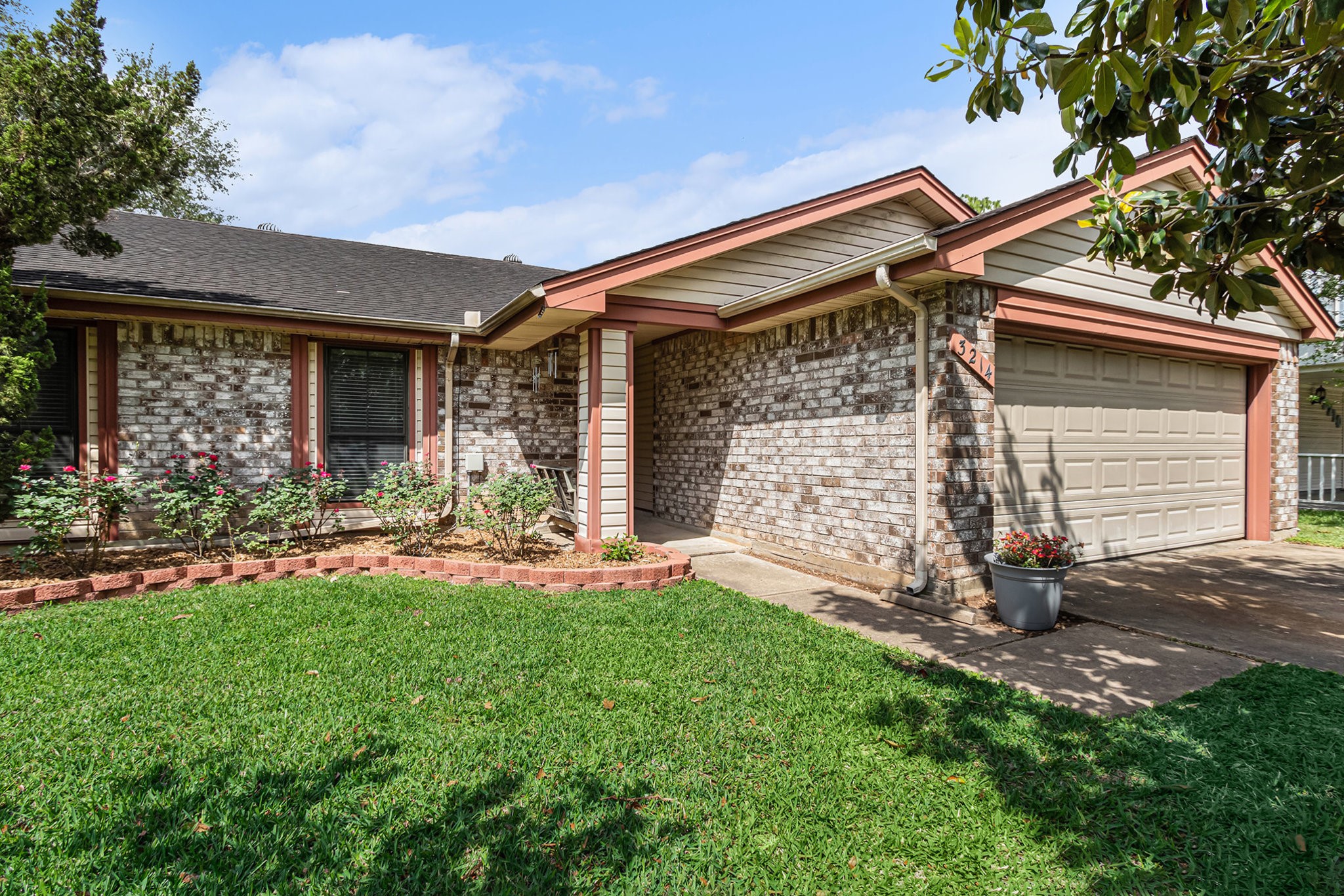 3214 Pebble Lake Drive Sugar Land TX 77479