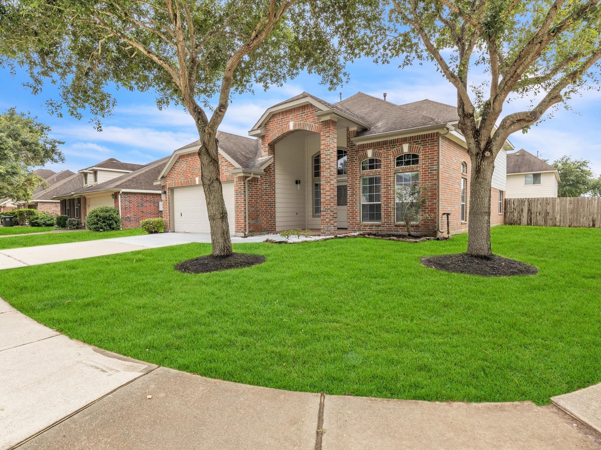 3702 Banyan Wood Way Pearland TX 77584