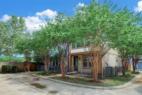 2709 Chenevert Street B Houston TX 77004