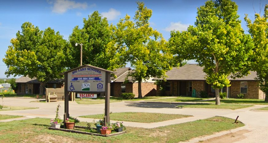 1304 Vicky Big Lake TX 76932