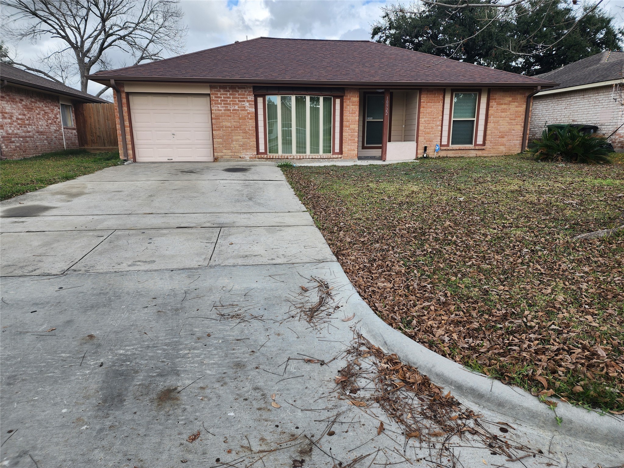 10922 Sela Lane Houston TX 77072