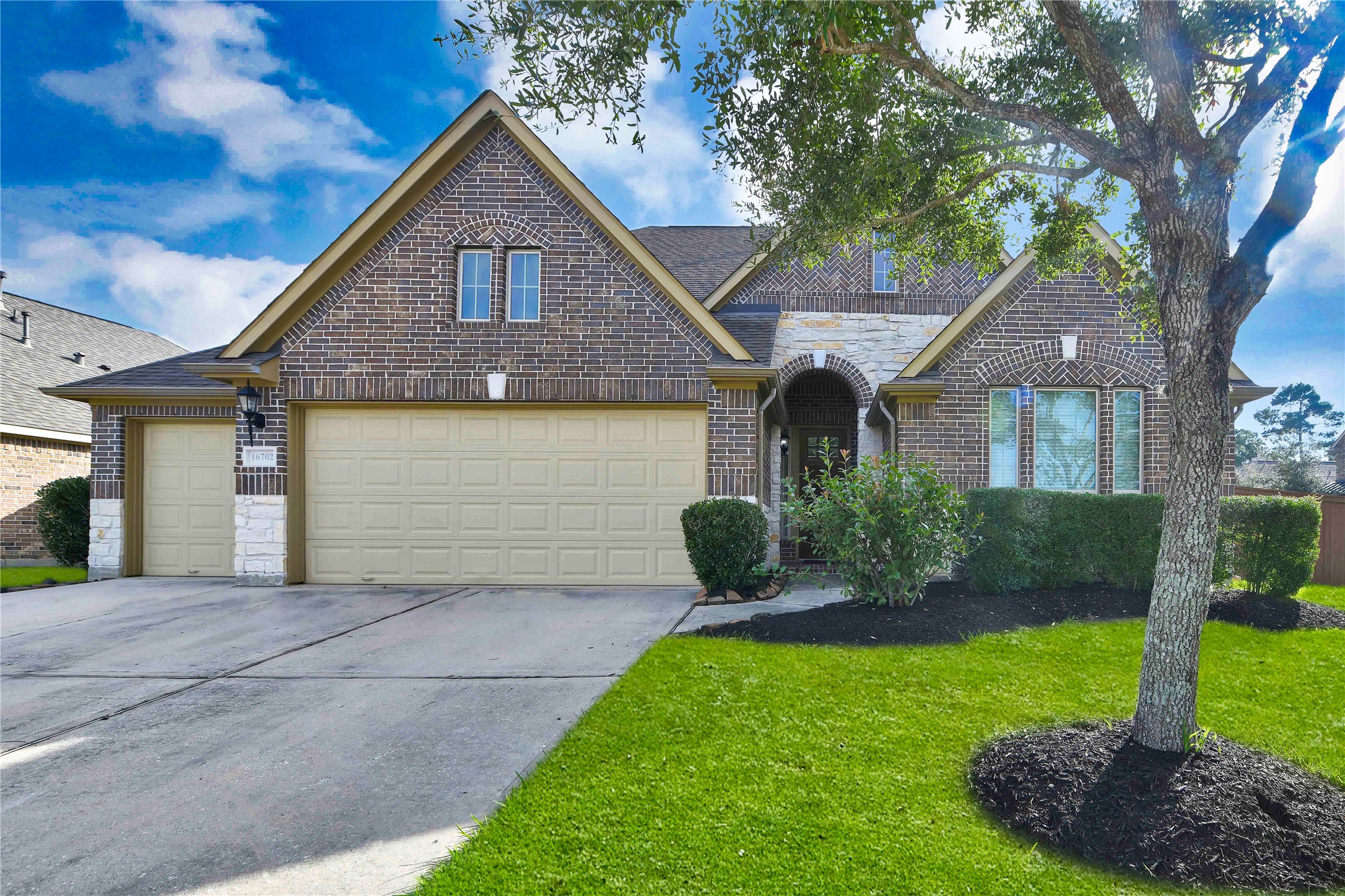 16702 Lake Limestone Lane Houston TX 77044