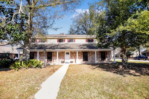 502 Rosewood Drive Shenandoah TX 77381