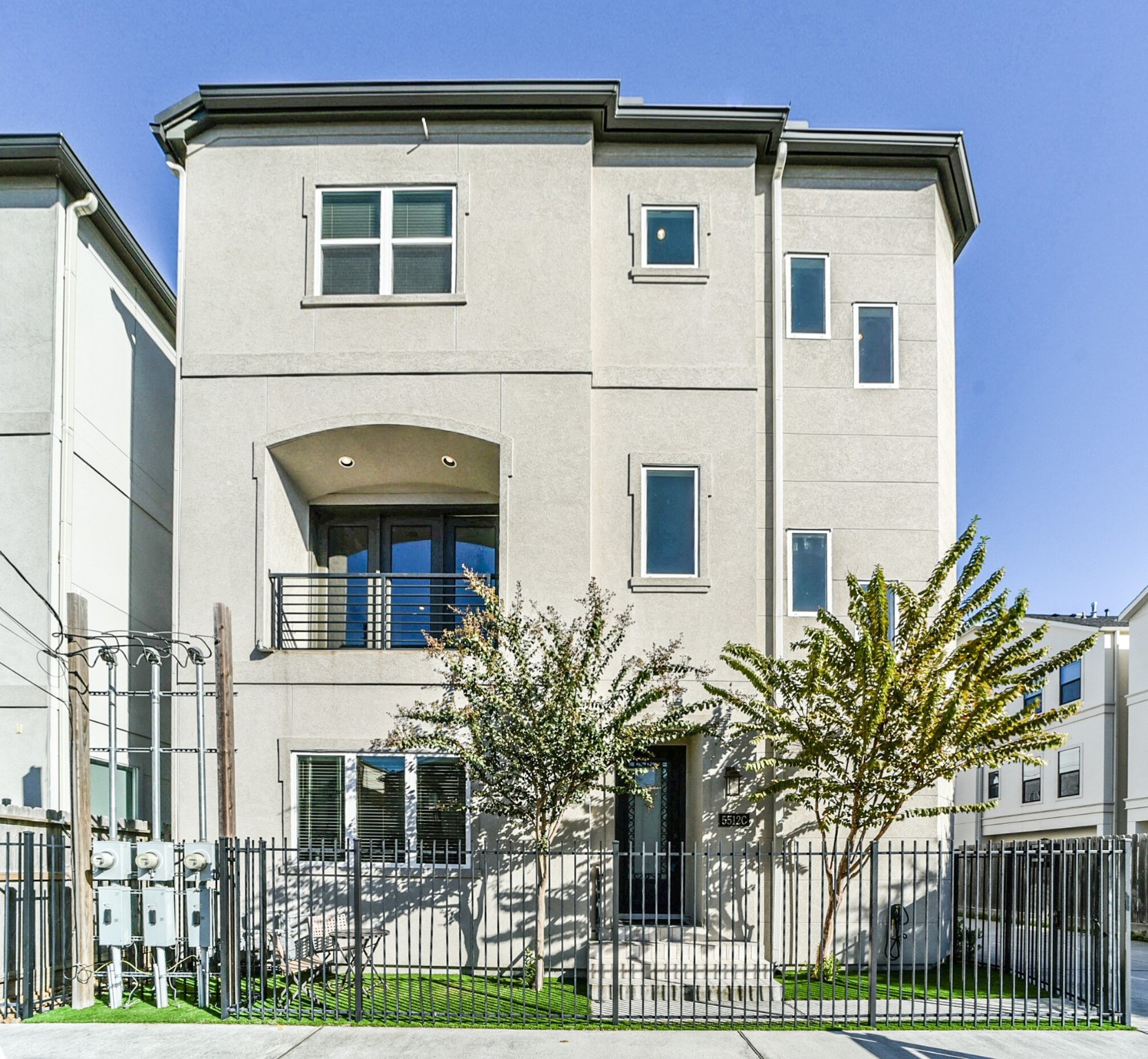 5512 Petty Street C Houston TX 77007