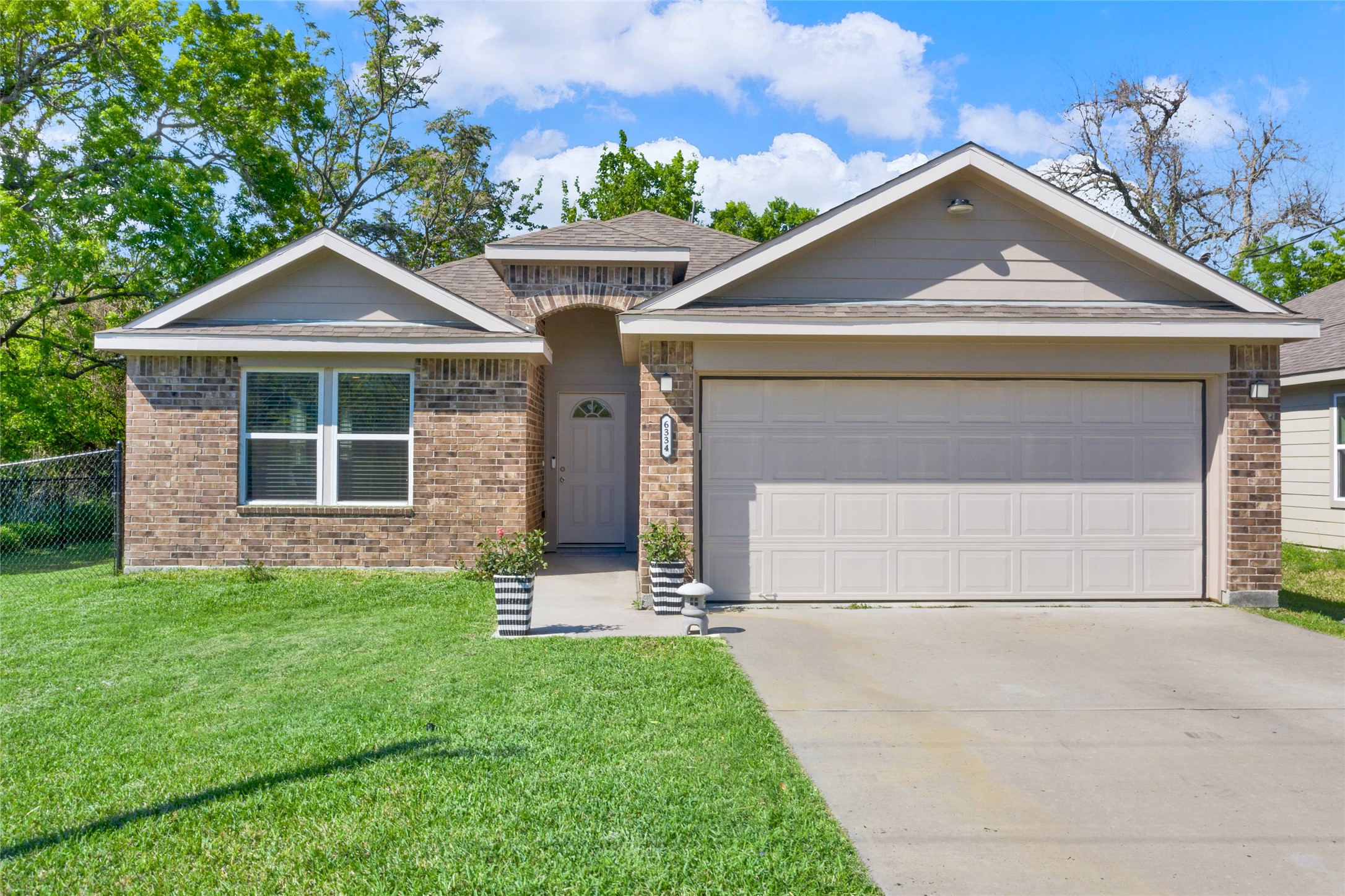 6334 Park Avenue Texas City TX 77591