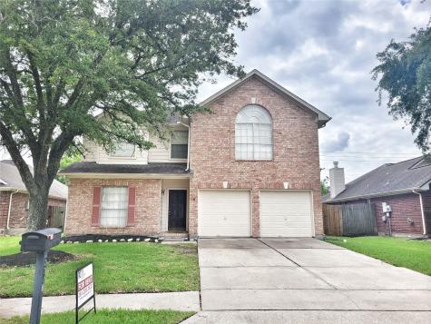 2715 Sailors Moon Drive Friendswood TX 77546