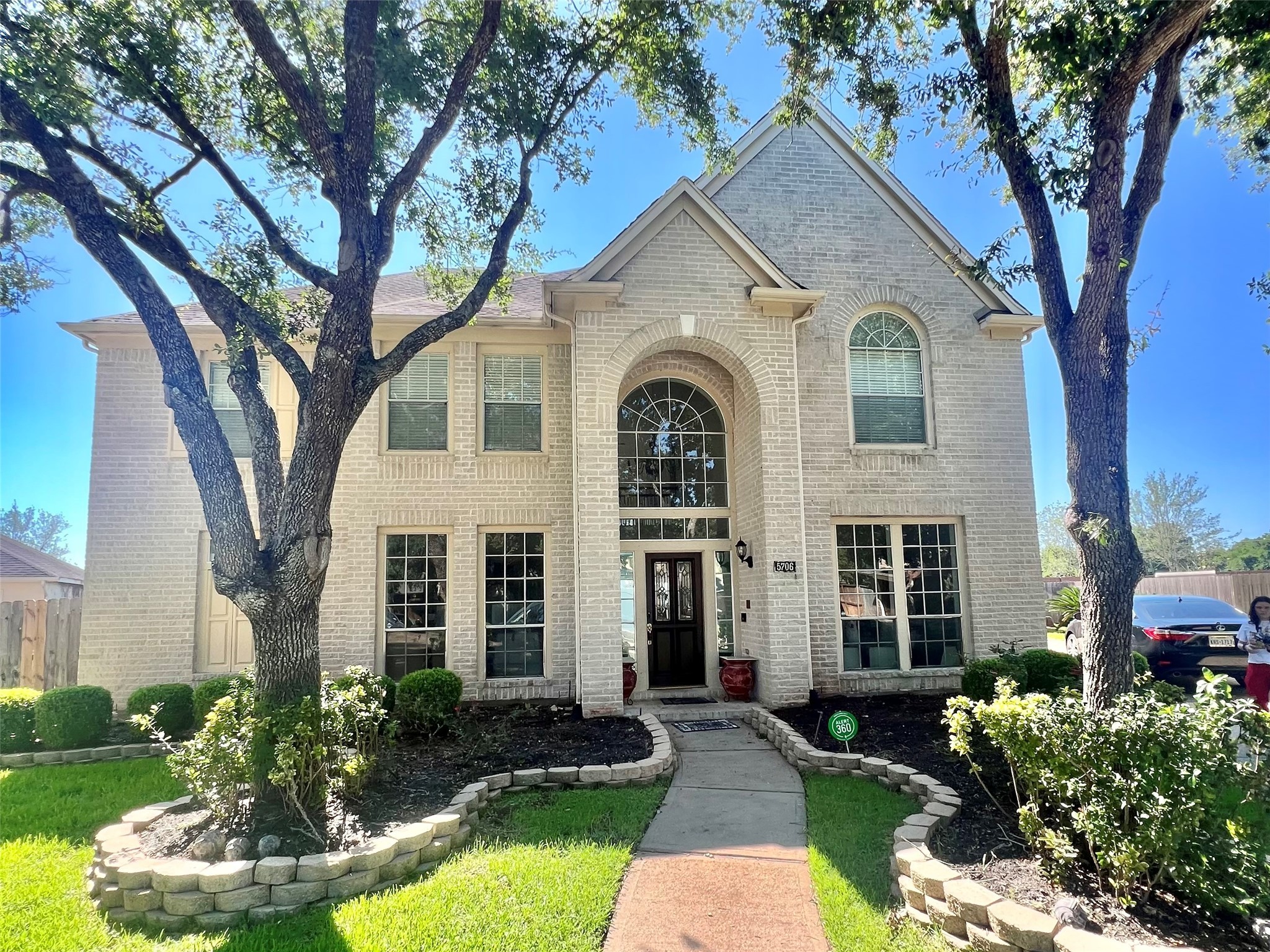 5706 Pioneer Ridge Court Sugar Land TX 77479