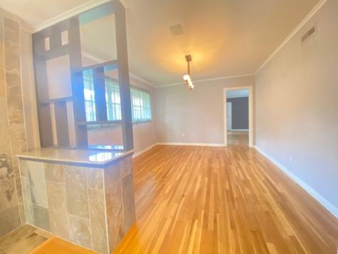 2202 Macarthur Street Houston TX 77030