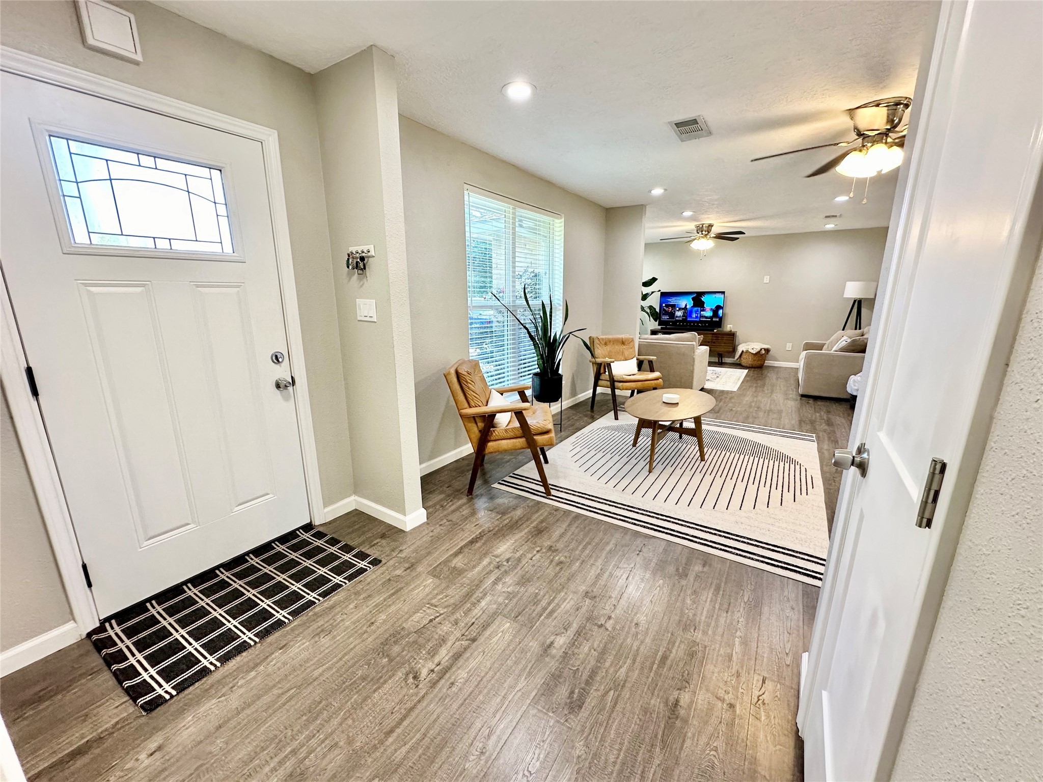 520 Castlelake Drive Friendswood TX 77546