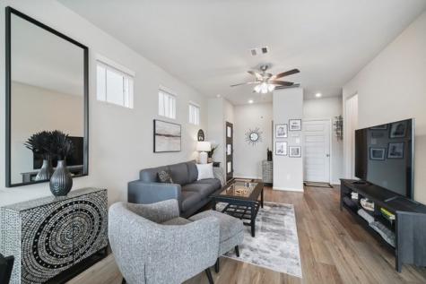 5526 Holguin Hollow Street Houston TX 77023
