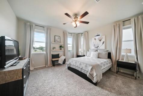 5526 Holguin Hollow Street Houston TX 77023