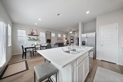 5526 Holguin Hollow Street Houston TX 77023