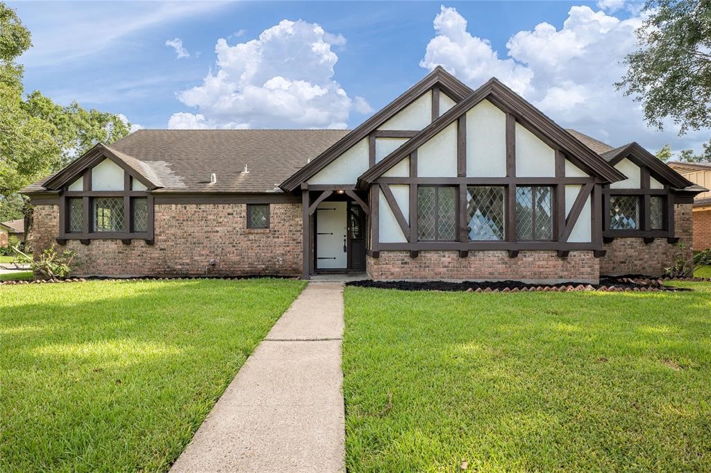 5703 Warm Springs Road Houston TX 77035