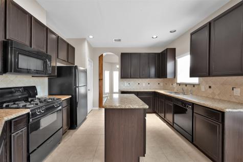 9903 Kendahlwood Lane Tomball TX 77375