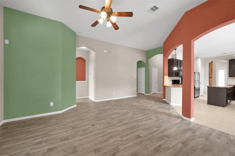 9903 Kendahlwood Lane Tomball TX 77375
