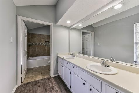4707 Cairnsean Street Houston TX 77084
