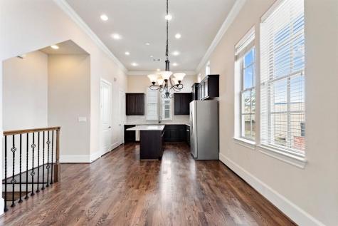 2057 Fannin Station N Houston TX 77045
