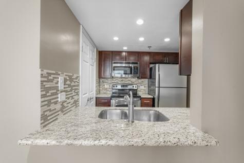 3525 Sage Road 801 Houston TX 77056