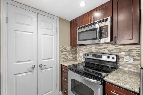 3525 Sage Road 801 Houston TX 77056