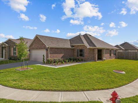 713 Allana Lane Alvin TX 77511