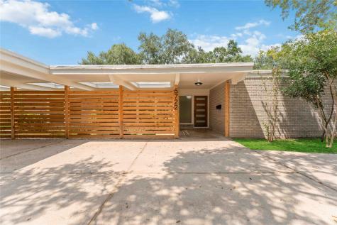 5722 W Bellfort Avenue Houston TX 77035
